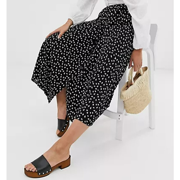 ASOS DESIGN button front midi skirt with pockets in mono print - Size 6 - Picture 3 of 7